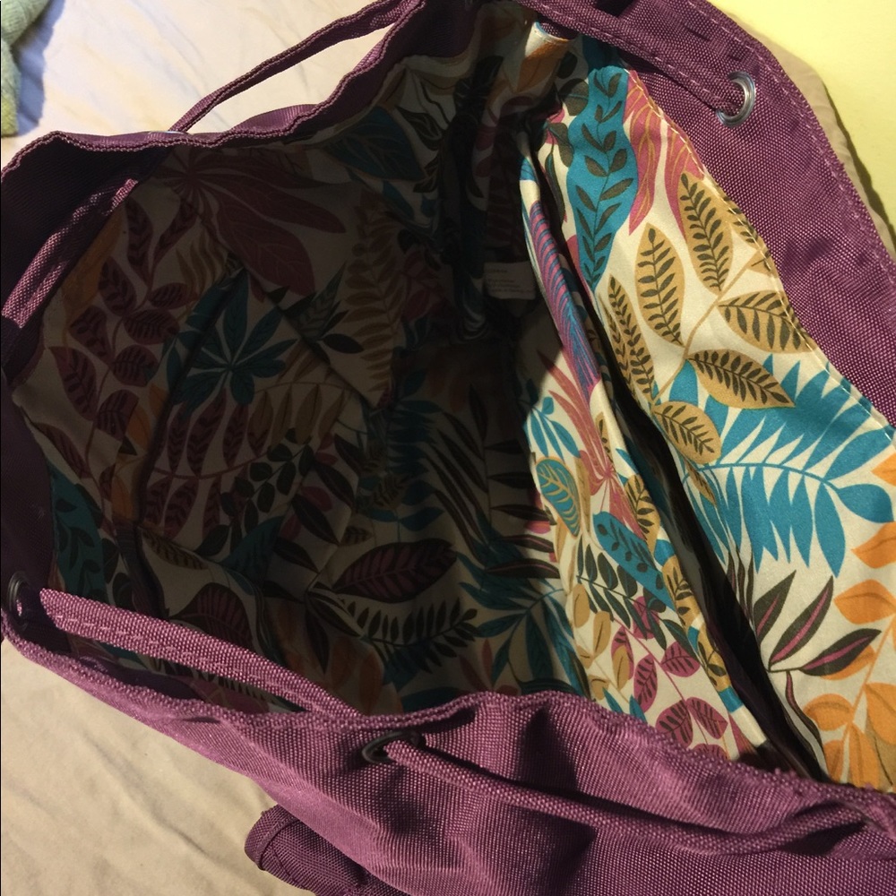 Travel backpack - Picture 3 of 4
